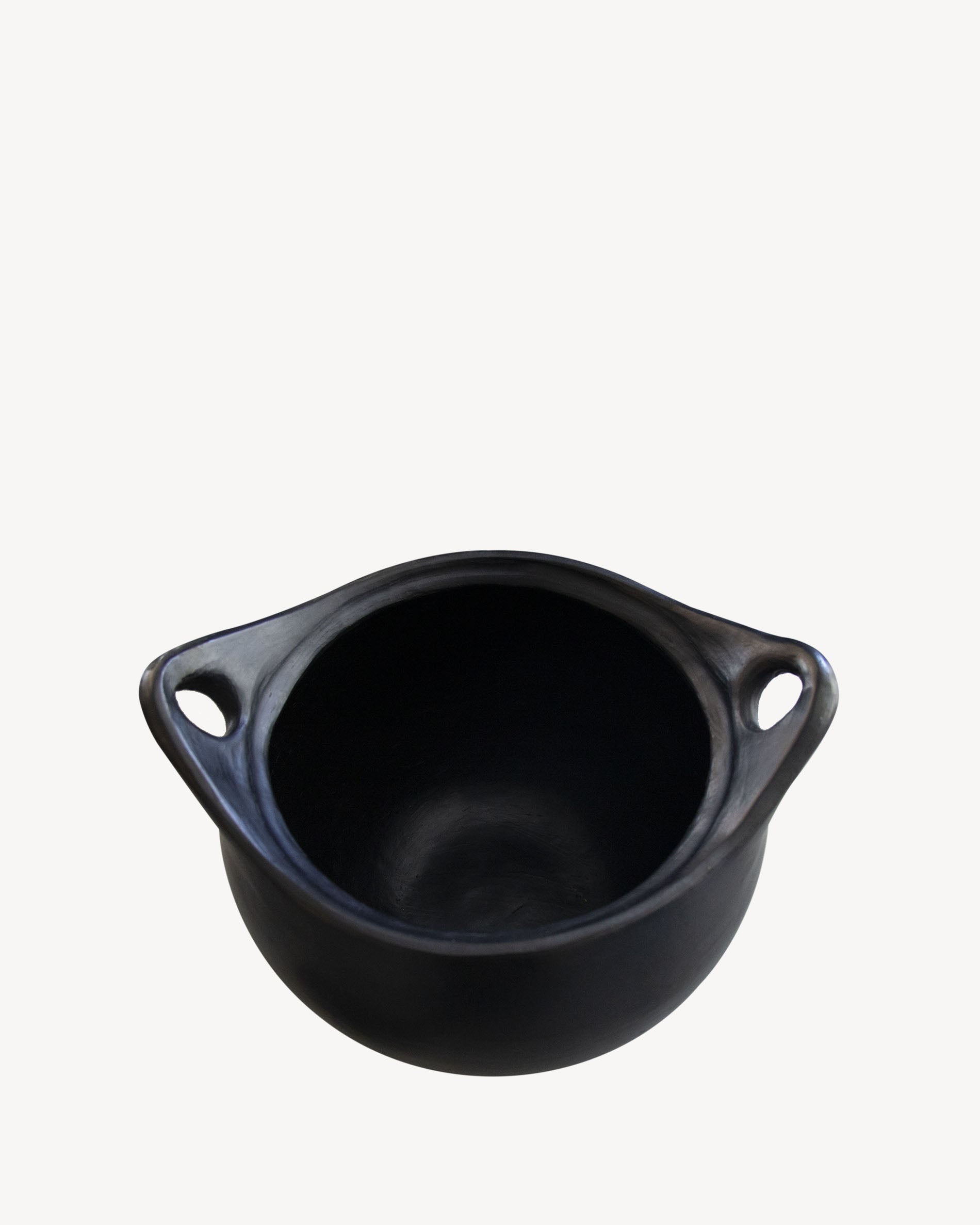 Cocotte alta redonda de barro negro Chamba