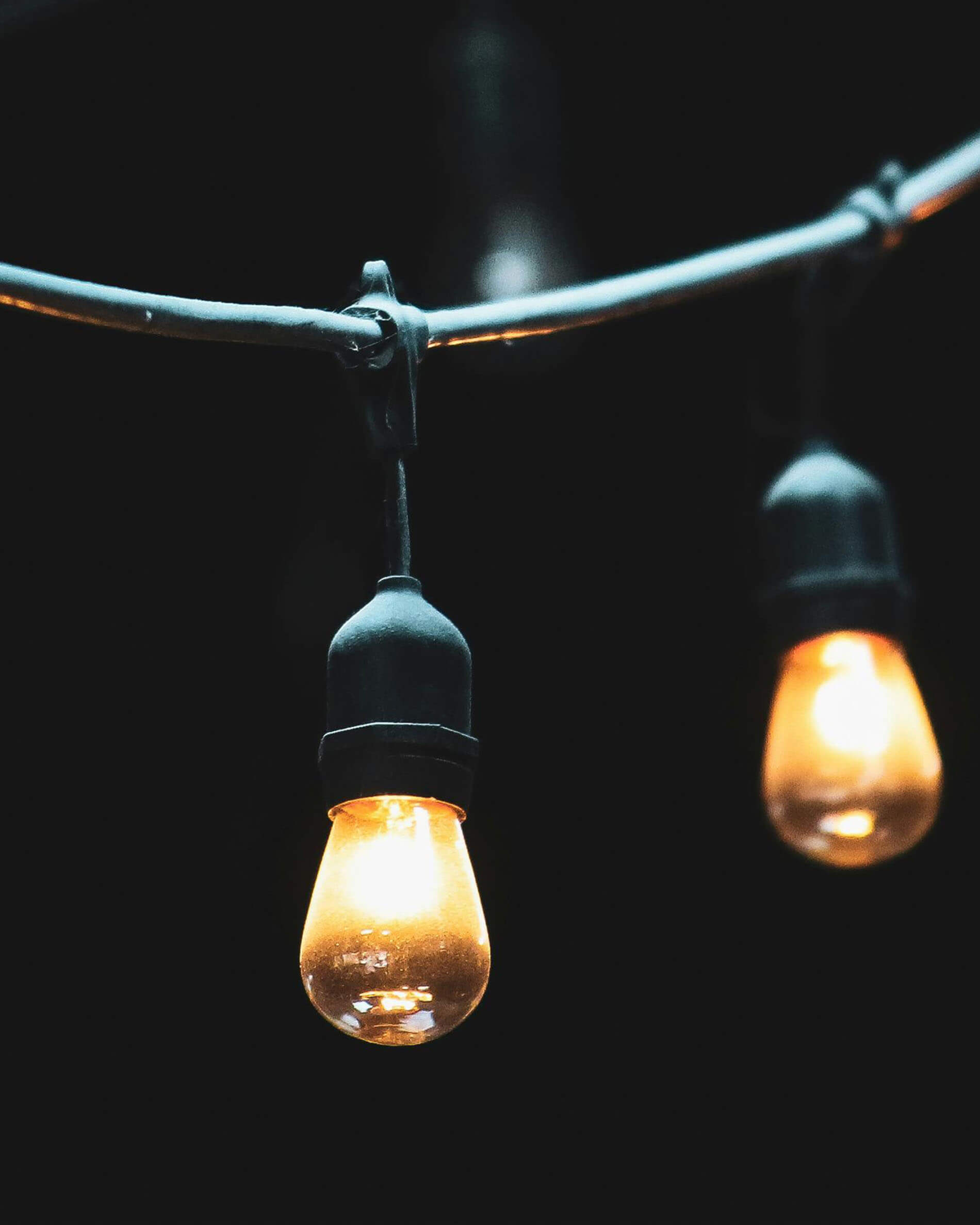 Guirnalda de gotas con filamento