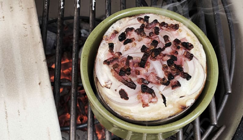 queso ahumado en kamado