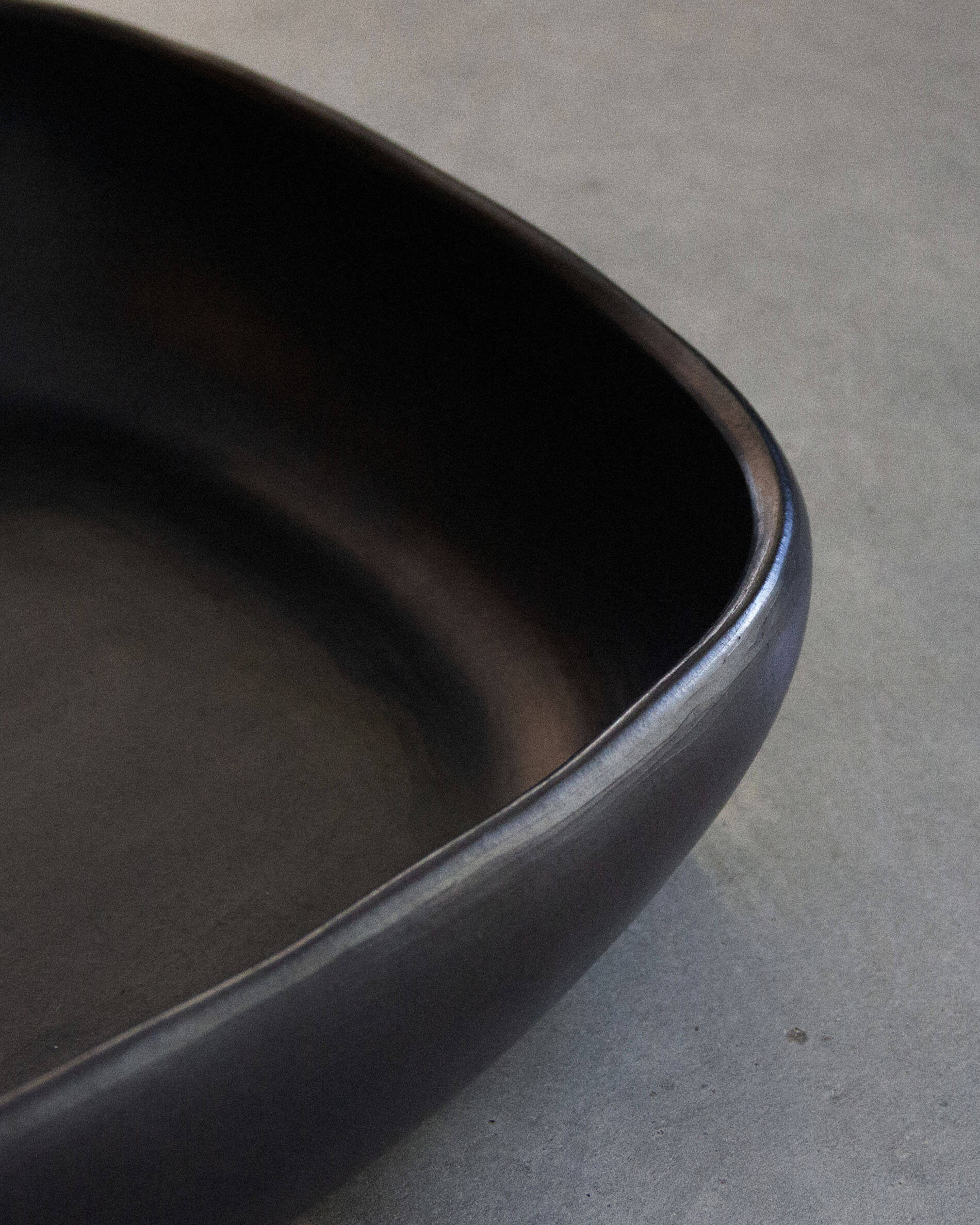 Fuente de barro negro Chamba